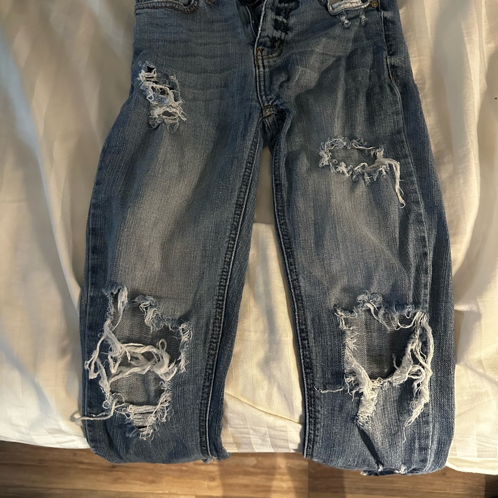 Eunina Ripped Denim Jeans